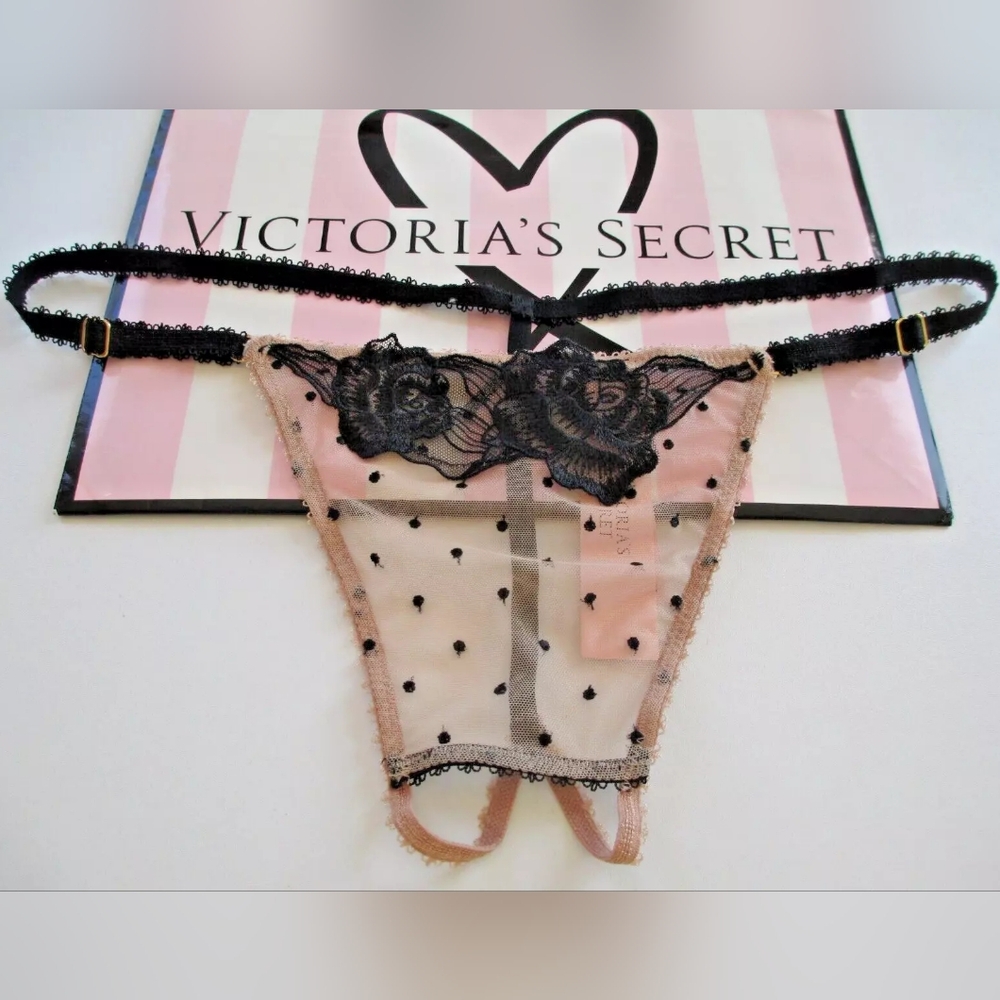 VICTORIA'S SECRET VERY SEXY V-String Thong Panty Black Mesh Dot Crotchless Open